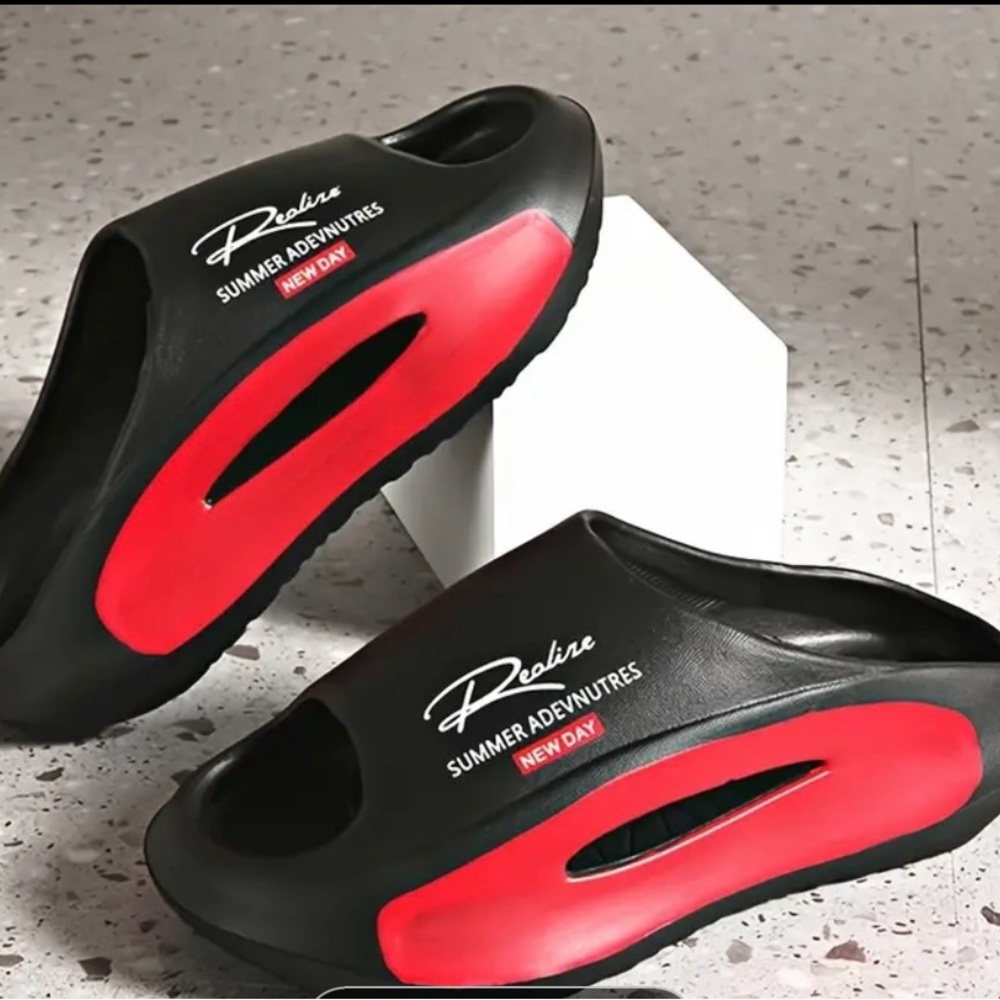 Realize Men slides red/black NWT - Picture 2 of 3